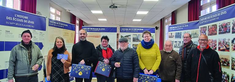 Séniors, venez profiter de votre colis de Noël !