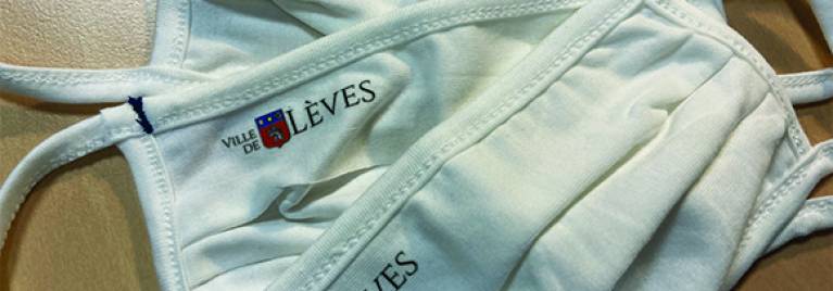 La ville de Lèves offre des masques aux enfants